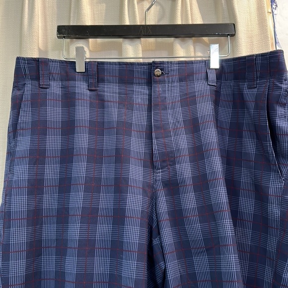 Men’s Callaway Plaid Polyester and Spandex Golf Shorts Size 40 - Picture 2 of 8